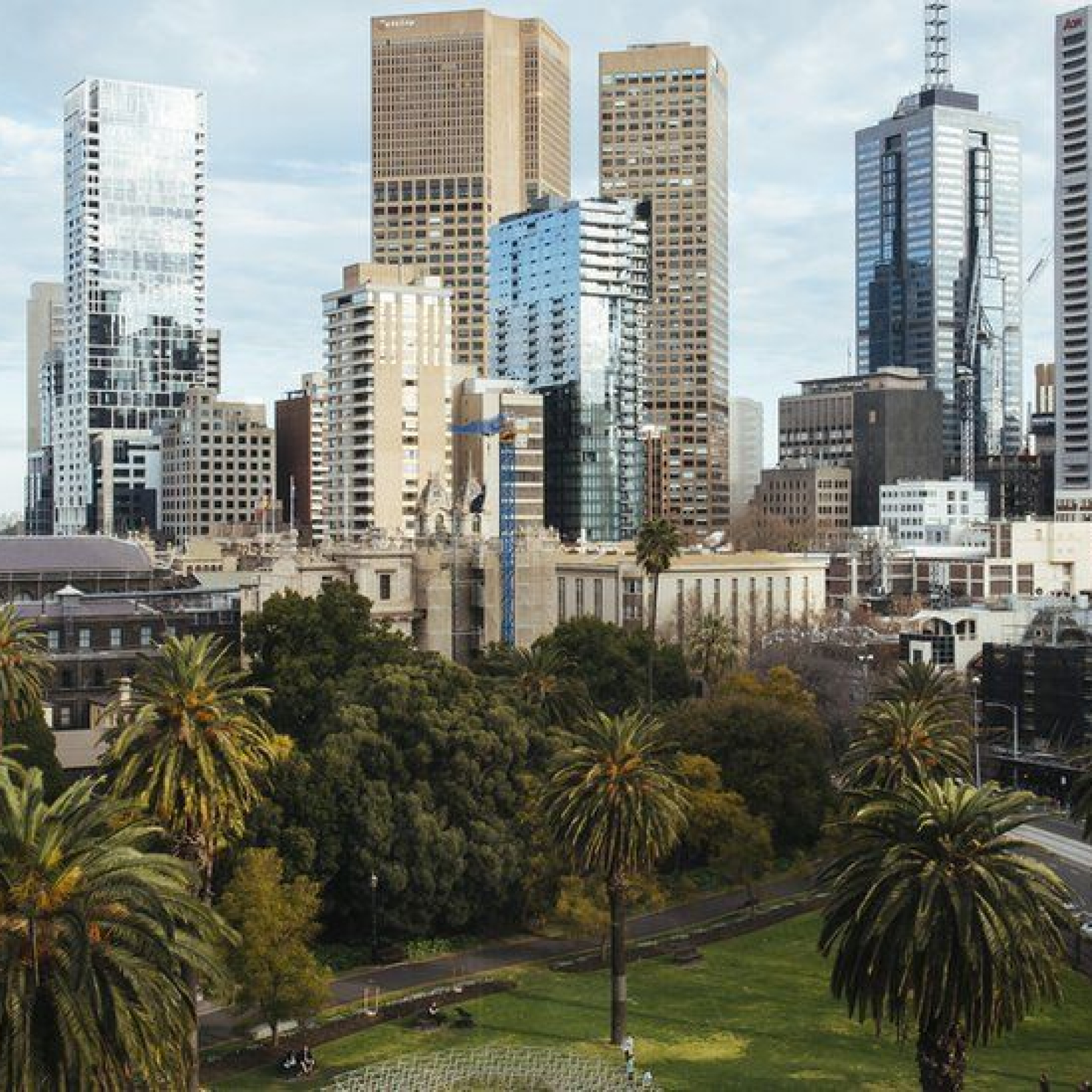 Melbourne overtakes Sydney as Australia's biggest city
